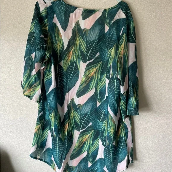 Adreamly NWT Hawaiian Floral Cardigan/Blouse Size S - Picture 3 of 4